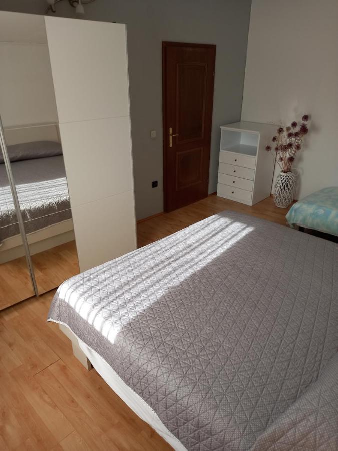 Apartman Andela Labinci Екстериор снимка